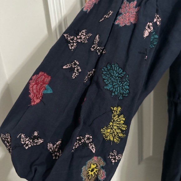 Zara Embroidered Dress.  Navy with real embroidery.  Excellent Condition - Picture 4 of 7